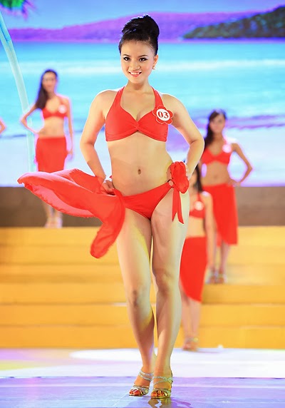 Á hậu, Hoa hậu Dân tộc 2013 khoe dáng với áo tắm