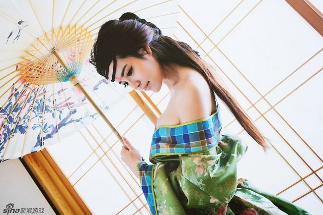 Biến tấu sexy, táo bạo từ kimono của mỹ nữ châu Á