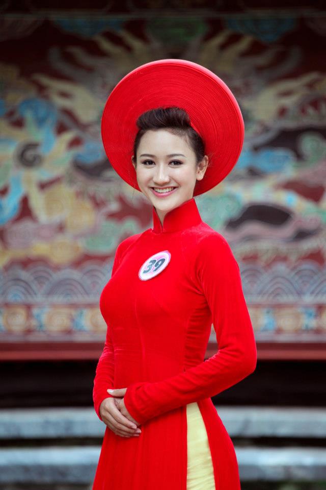 Cùng ngắm top 10 Miss ĐH Huế