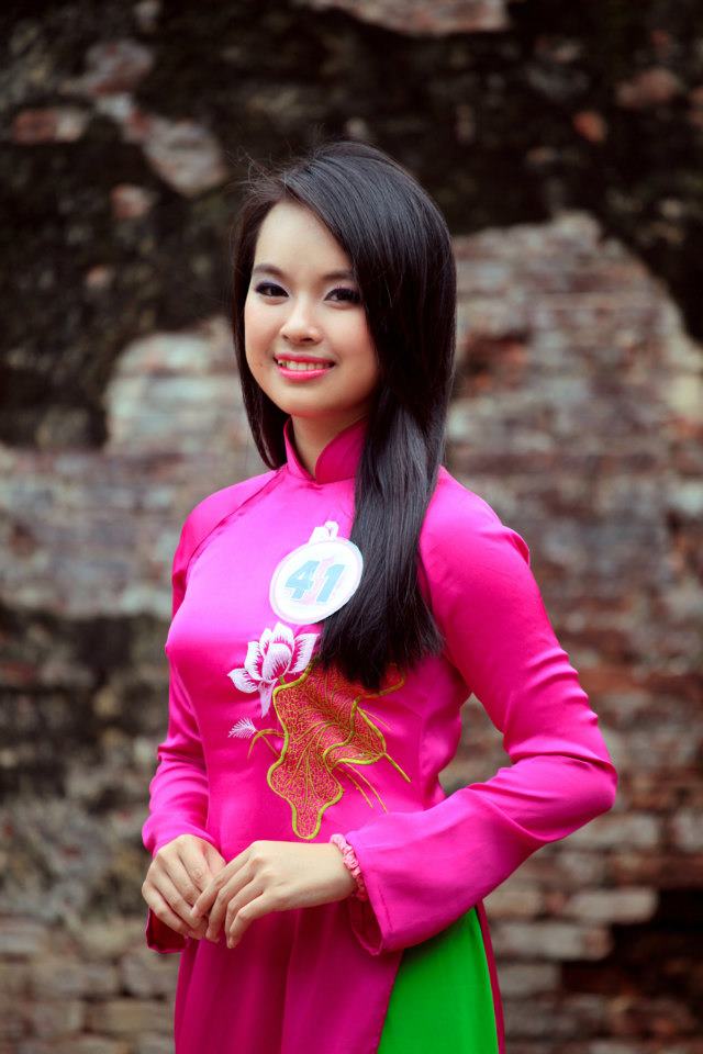 Cùng ngắm top 10 Miss ĐH Huế