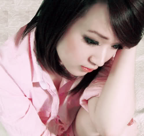 Girl xinh trắng hồng rạng rỡ