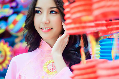Hot girl Hà Nội, Sài Gòn khoe dáng đón Trung thu