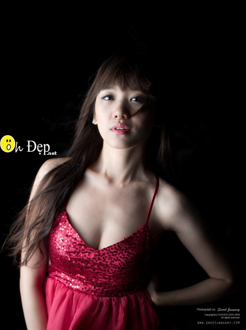 Ngắm bạn gái hot girl xứ Hàn xinh đẹp của rapper Tiến Đạt