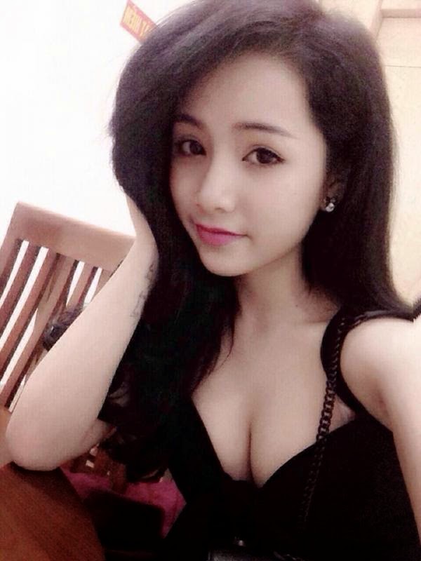 Ngắm vòng 1 khủng nhất của teen xinh