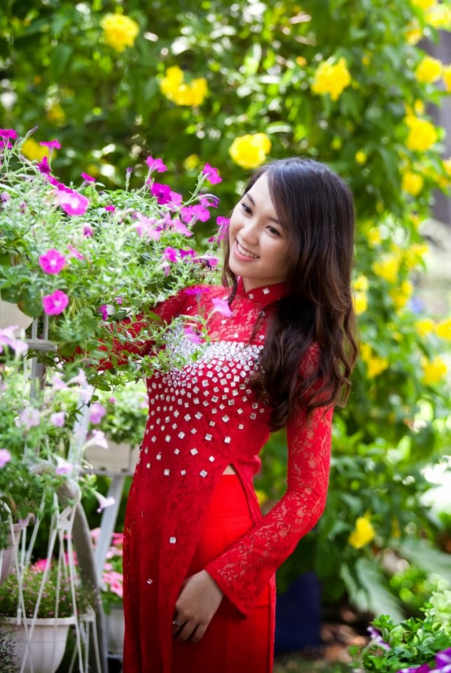 Pink Nguyên - Thắm đỏ xuân nồng