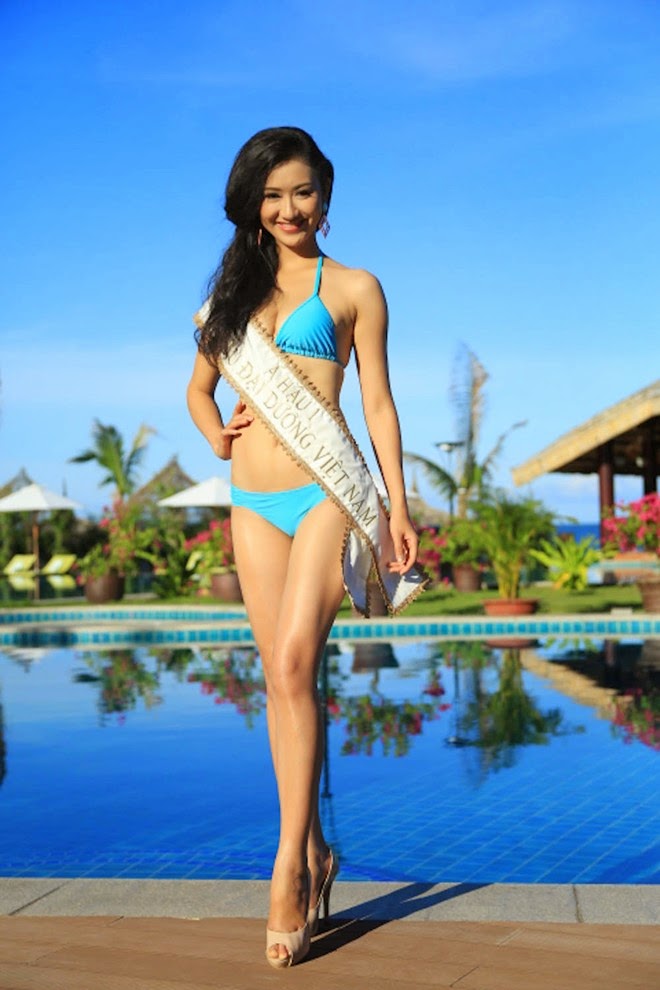 Tân Hoa hậu Đại dương khoe dáng với bikini