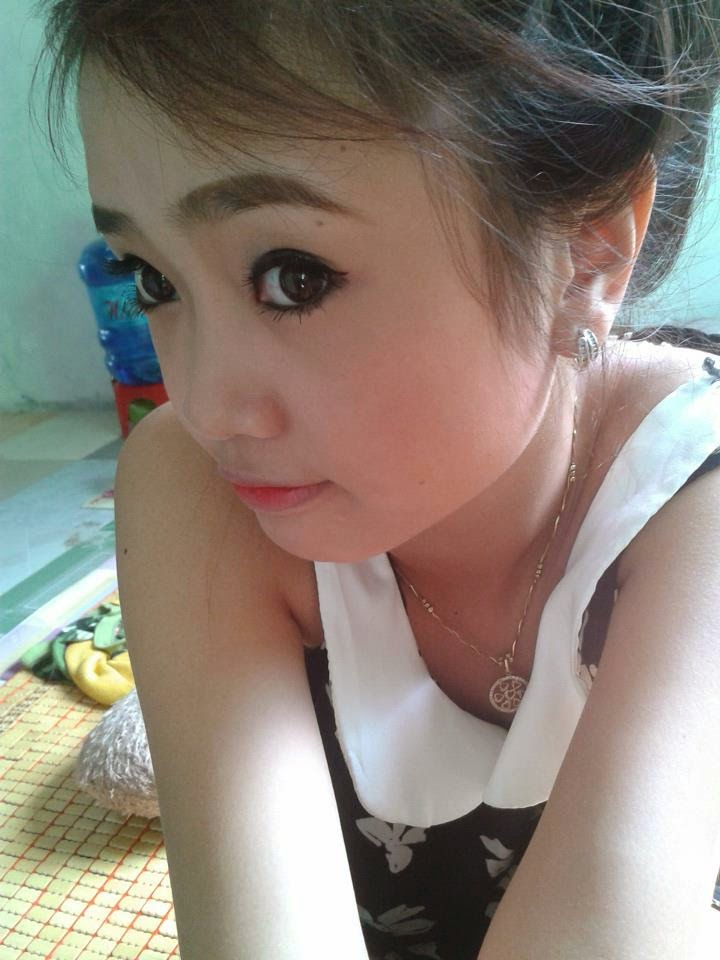 Teen xinh tự sướng khoe hàng