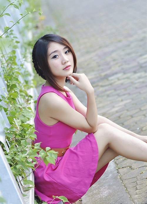 Thu Trang ngọt ngào với sắc hồng tím