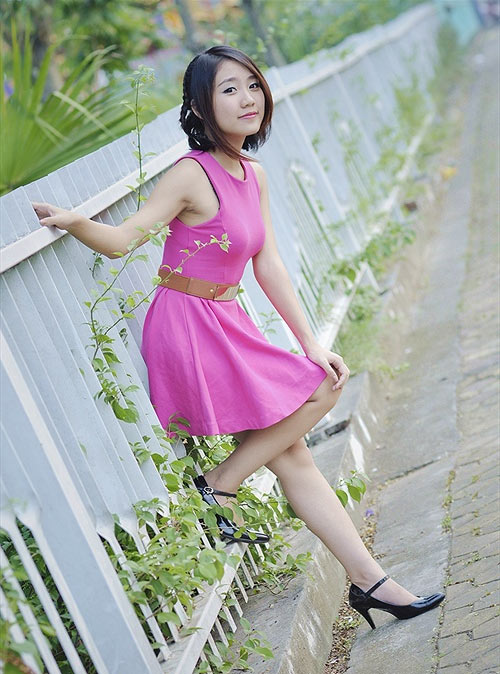 Thu Trang ngọt ngào với sắc hồng tím