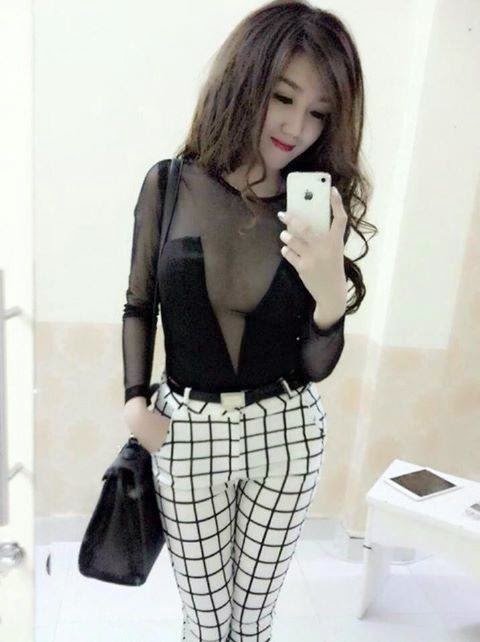 Tổng hợp những hot girl xinh đẹp khoe vếu căng tròn