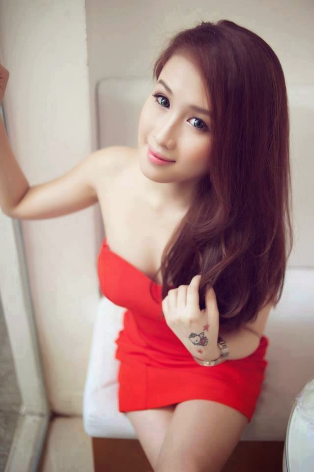 Tổng hợp những hot girl xinh đẹp khoe vếu căng tròn