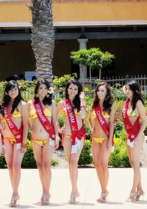 Top 5 HHTGNV Phan Thị Mơ nổi bật tại Miss Asia USA