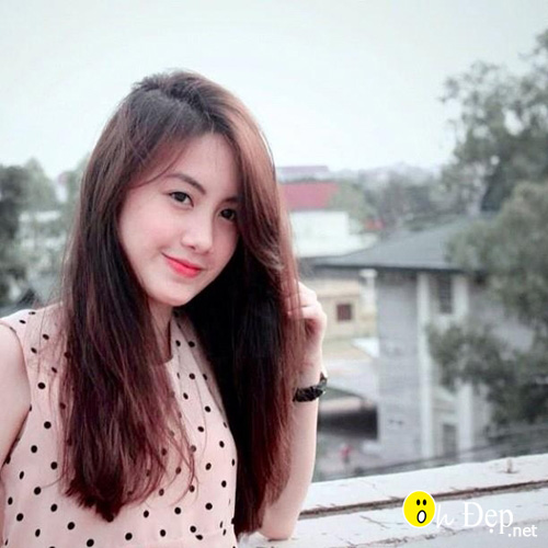 Hot girl Lào 14 tuổi xinh yêu như búp bê