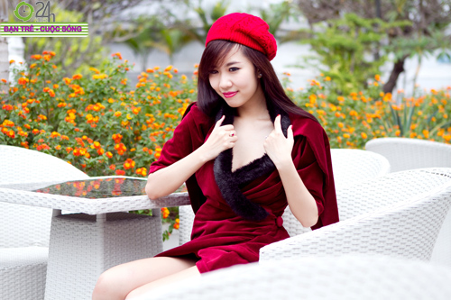 HOT GIRL NỤ PHẠM XINH VÃI CHẤY