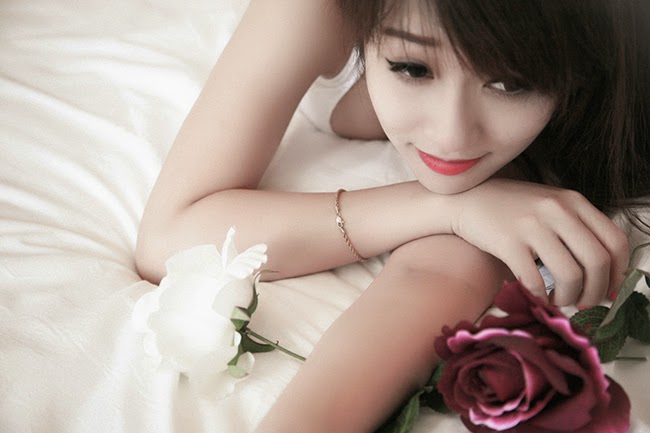 Miss Teen Thu Hà khoe vẻ đẹp căng tràn tuổi 19