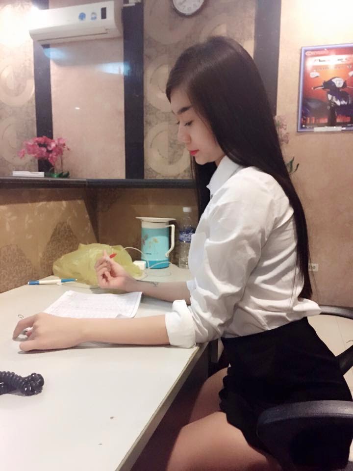 Ngắm gái xinh xinh mơn mỡn