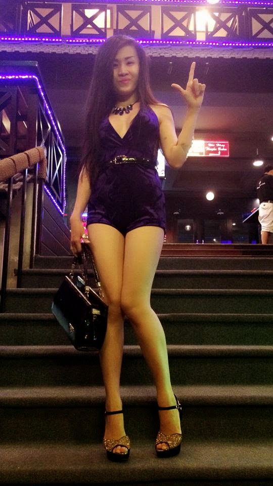 Nữ DJ sexy gợi cảm