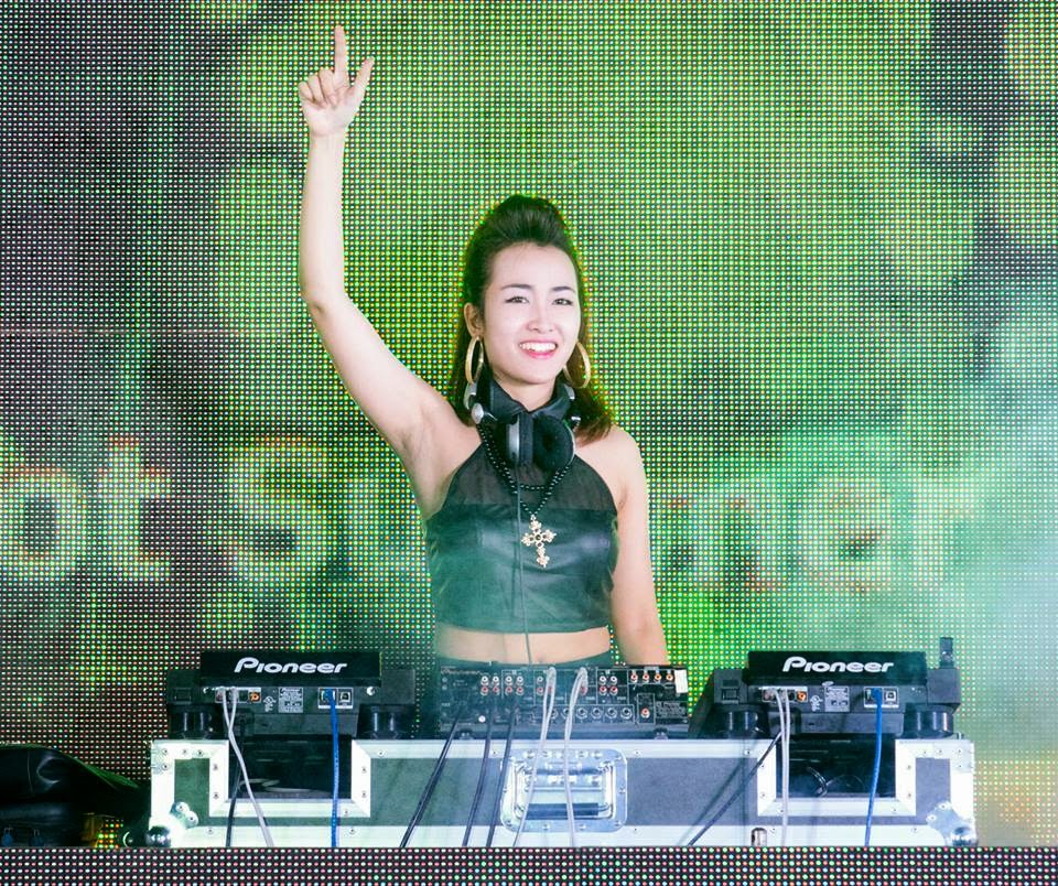 Nữ DJ việt xinh đẹp cuốn hút