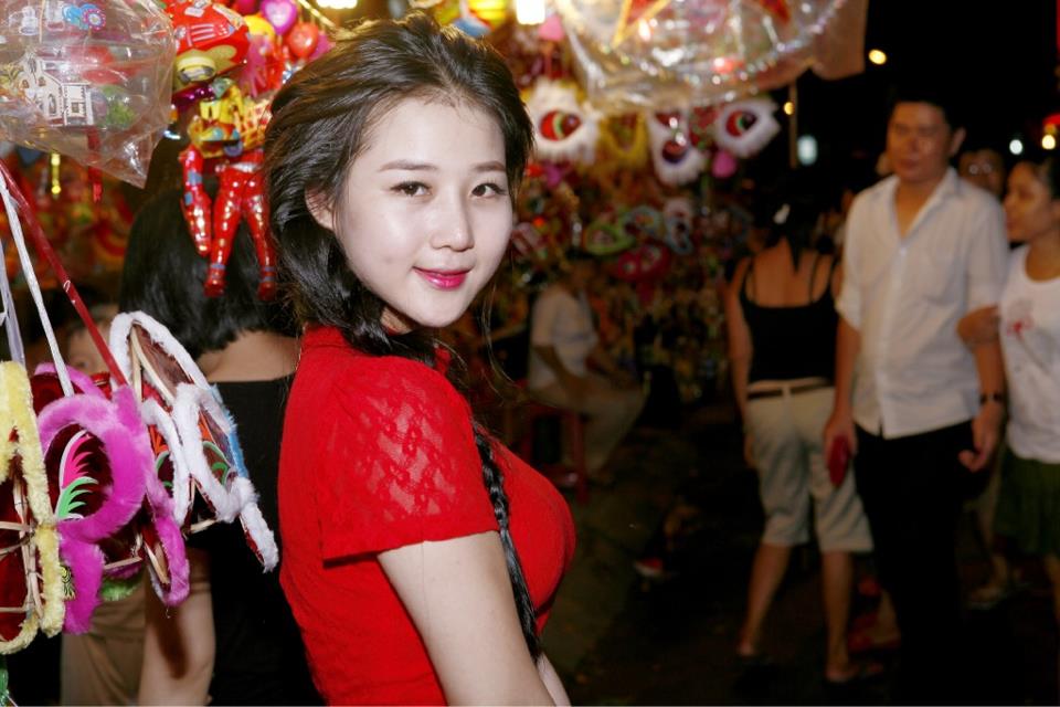 Tú Yumi . hot girl sài thành . hàng to ngon sang chảnh