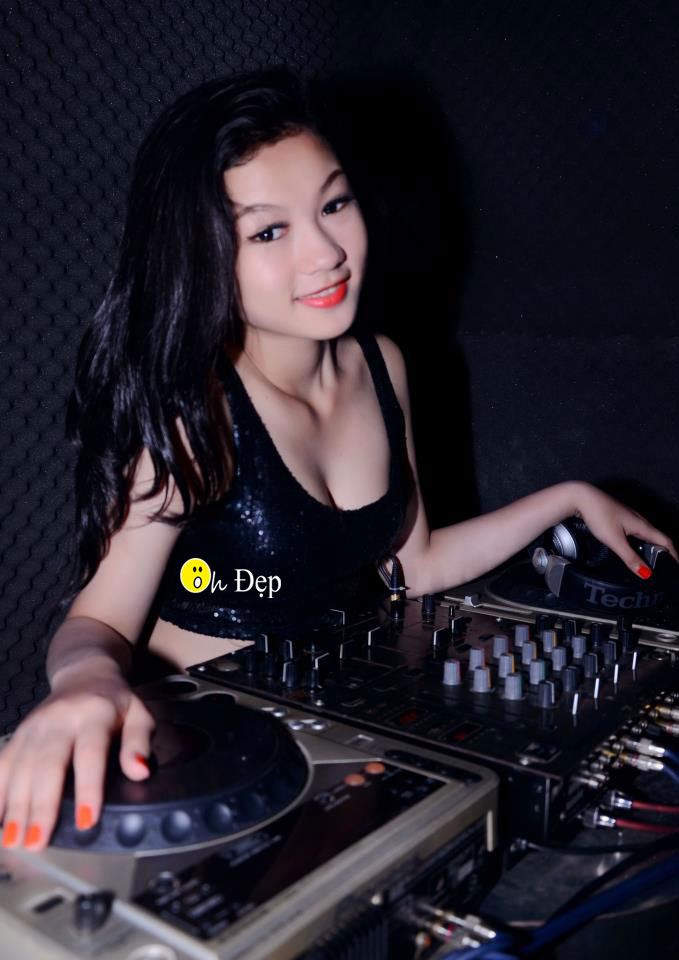 Tuyển tập hot girl DJ xinh gợi cảm Việt Nam – Bj Kute