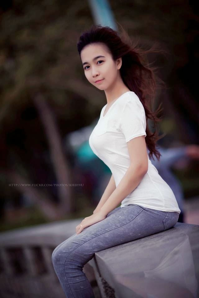 Vẽ đẹp gợi cảm quyến rủ của girl xinh 9x